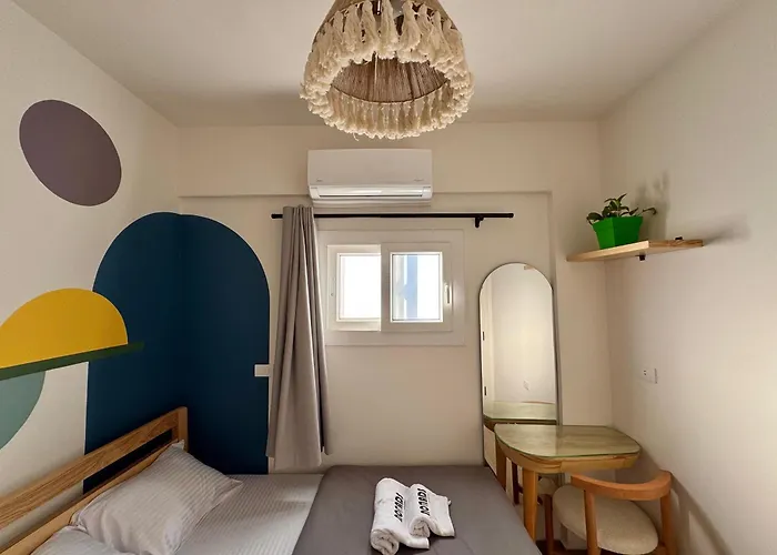 Hostel Nomads *
